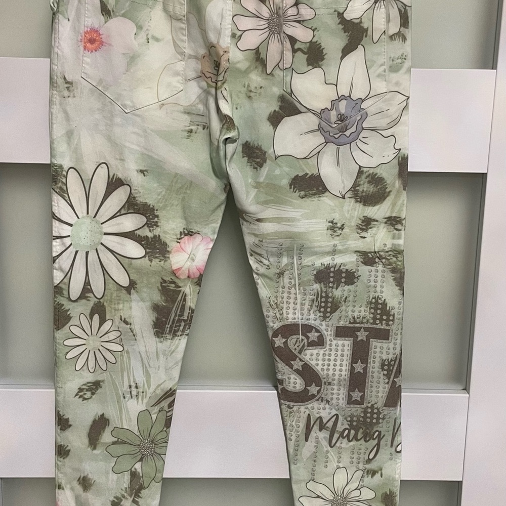 🍂😍 Very unique Floral Tie-Dye Jogger Pants fits a size small to medium EUC - Picture 4 of 5